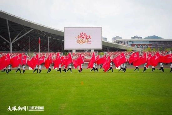 比赛第78分钟，塞维获得点球，拉莫斯点射被扑出，门将提前移动VAR介入重罚，拉莫斯再罚命中。